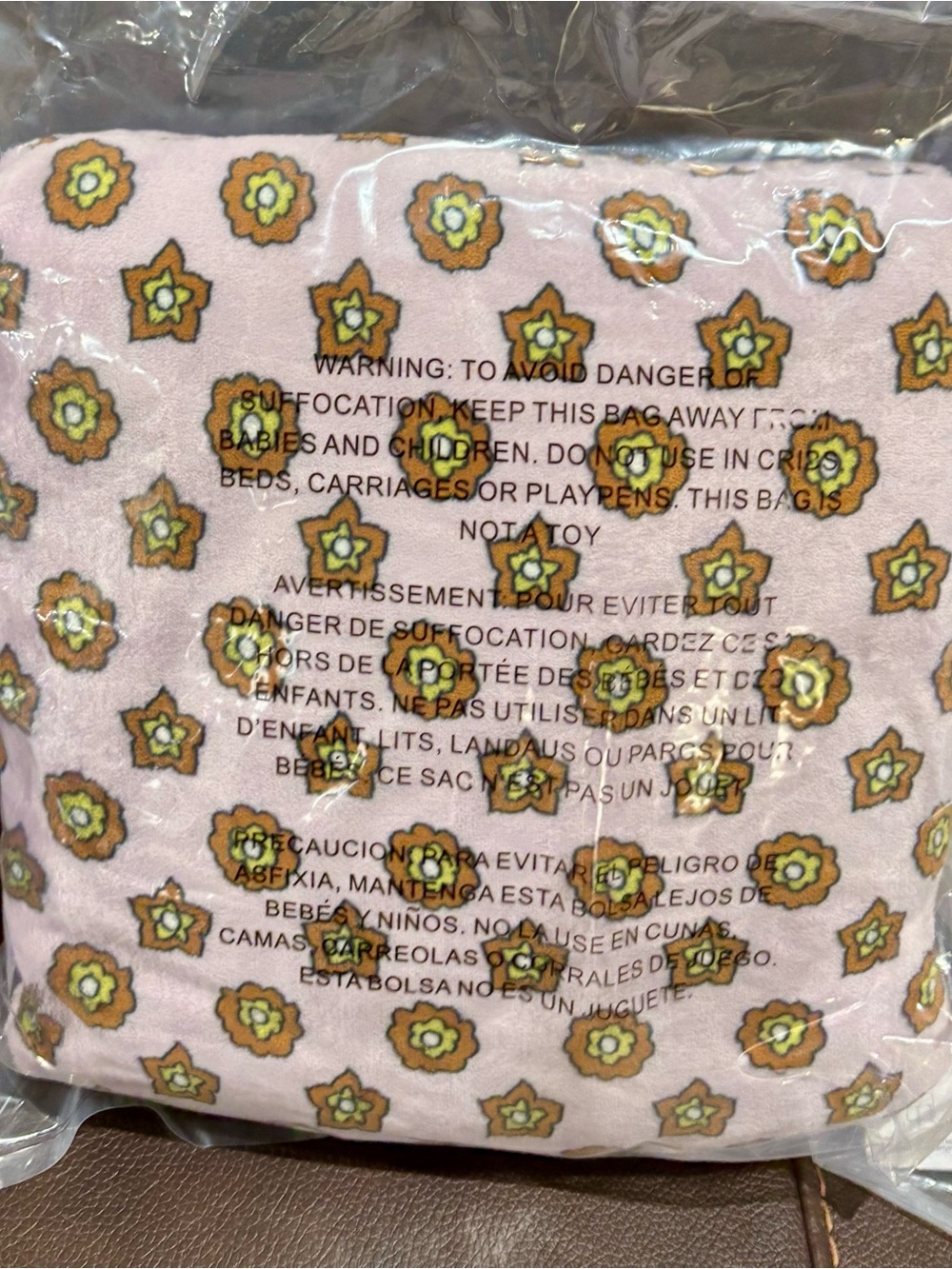 Vera Bradley Lavender Frost Mini Flower Dot Plush Travel Blanket